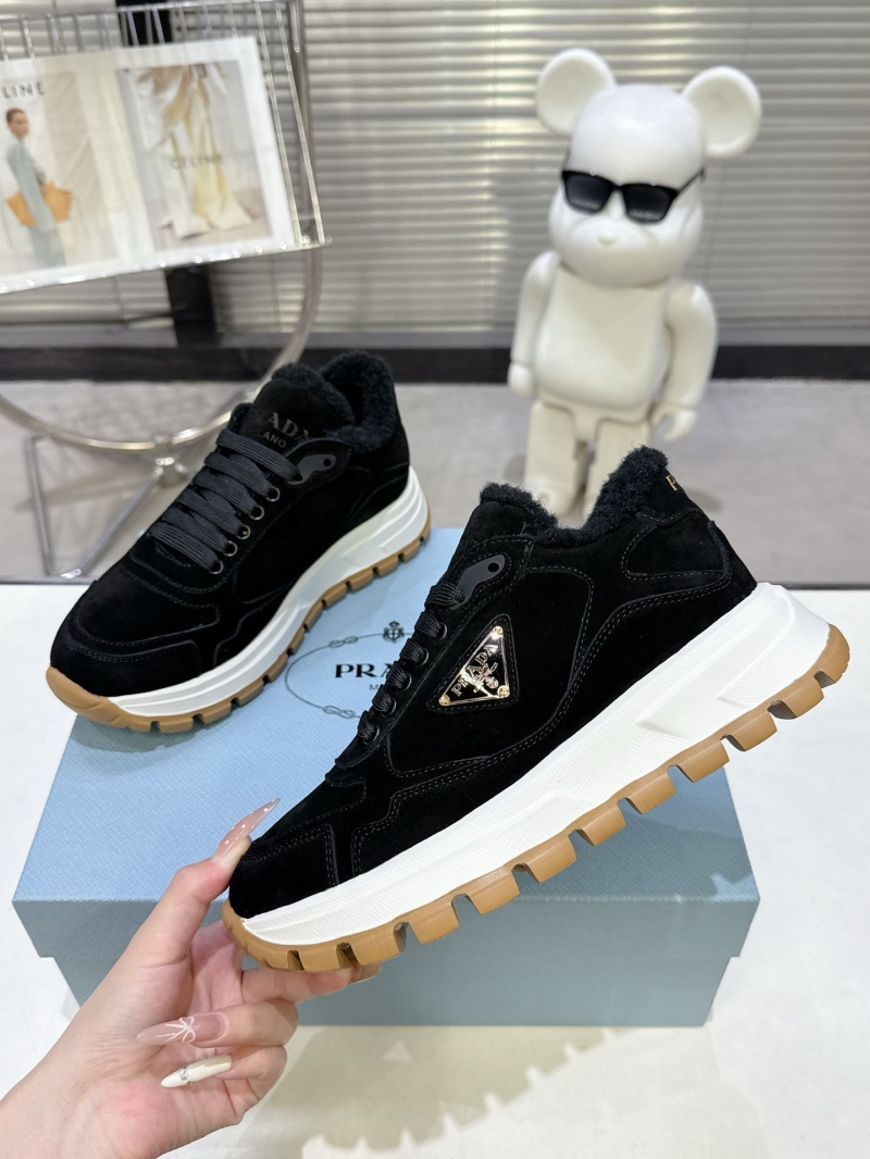 Pra*a sneakers